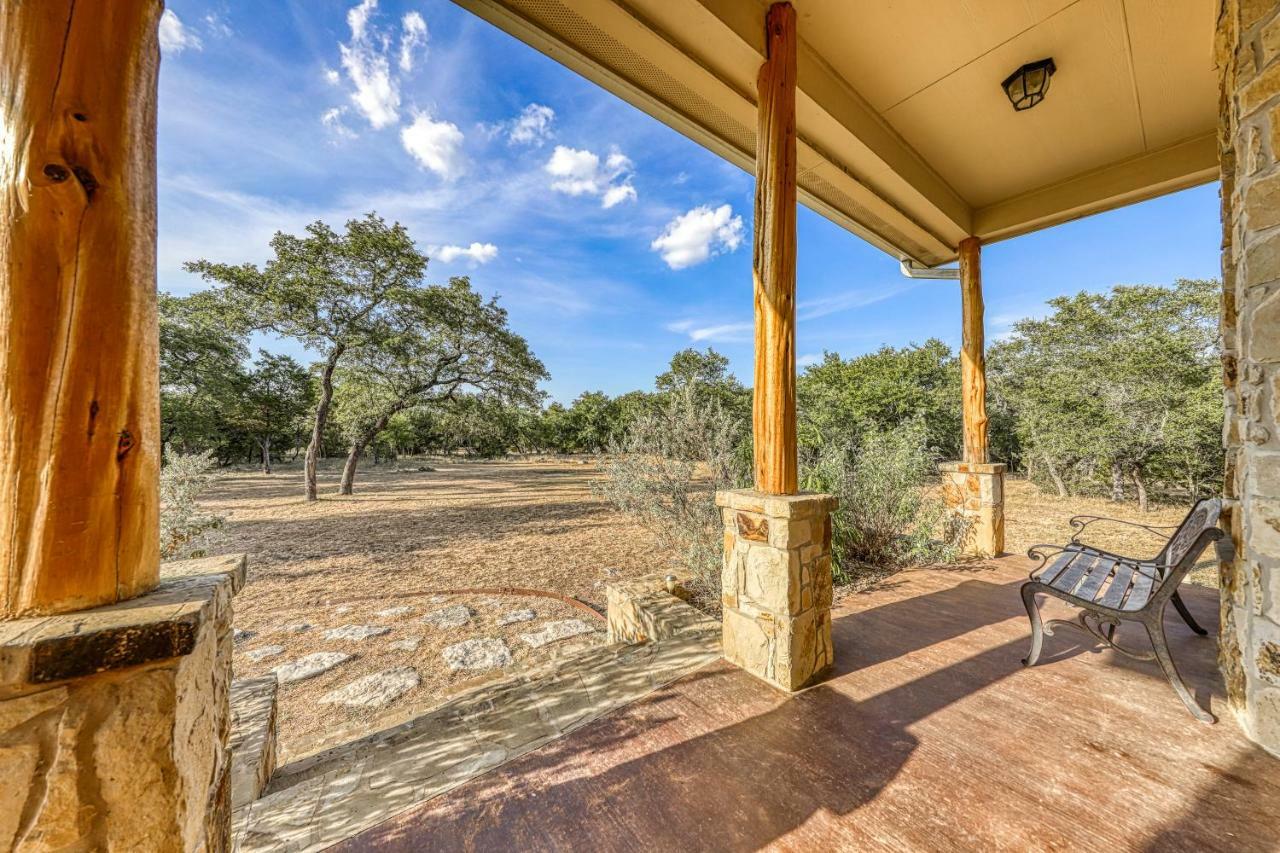 River Mountain Retreat Wimberley Exteriör bild