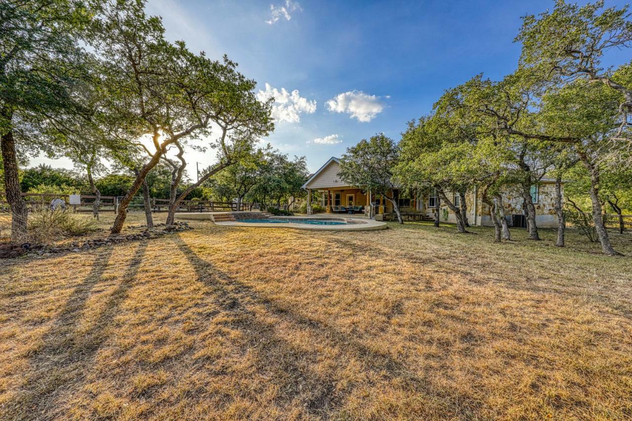 River Mountain Retreat Wimberley Exteriör bild